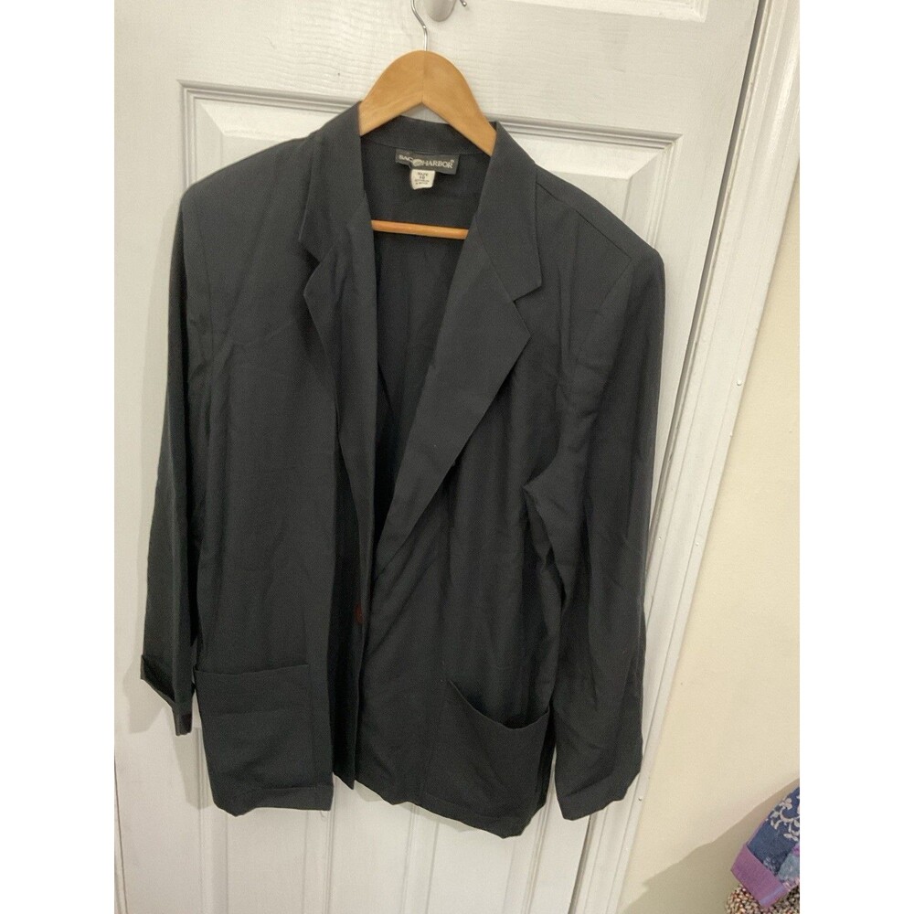 Sag Harbor Women’s Black Blazer Size 18